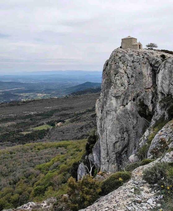 Tiny Liloumaca Coeur Ste Baume Villa Plan d'Aups Kültér fotó